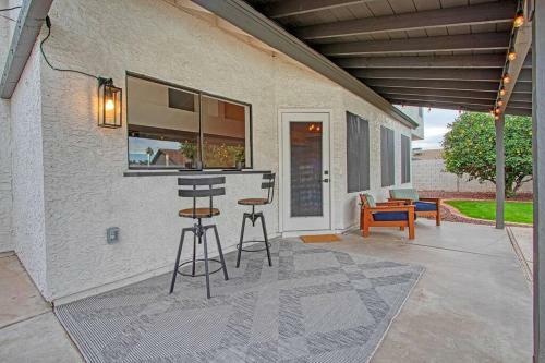 Estrella - Renovated With Patio, Bbq, Pool & Spa
