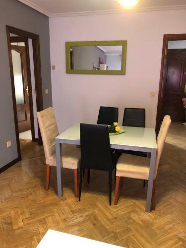 Apartamento Aparcamiento Privado Gratis Parque Jesuitas Y Centro,