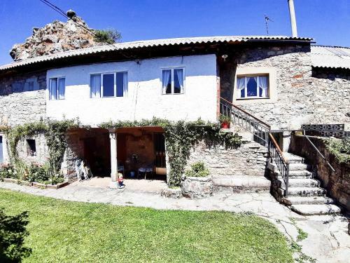 Turismo En Babia Bajo Los Nidos