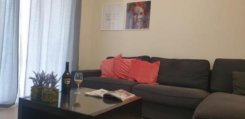 Lea Seafront Luxury Apartment (Breakbooking-cy)