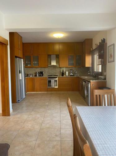Episkopi Villa, Luxury 4 Bedroom With Pool - Limassol
