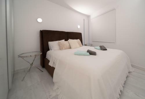 Luxurious Sea Front Three Bedroom Apartment