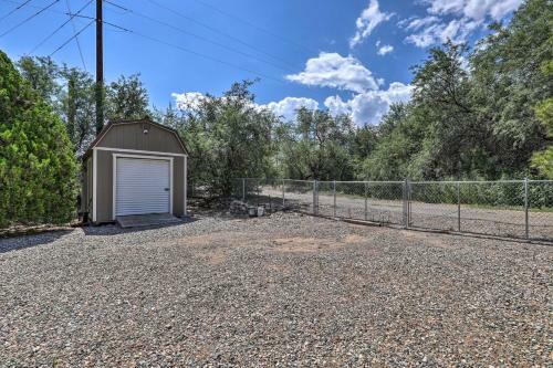Main Home And Casita With Rooftop Deck And Patio