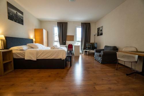 Hine Adon Aparthotel