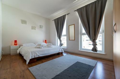 Hine Adon Aparthotel