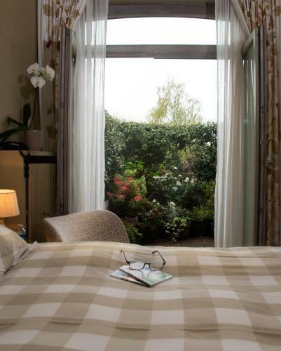 Bed & Breakfast A Room With A View