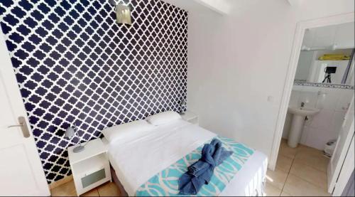 Villa Bahamas Private Heated Pool Close To Town.
