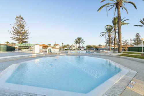 Lovely Villa In Maspalomas Yumbo Center Spain