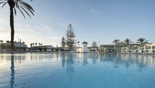 Lovely Villa In Maspalomas Yumbo Center Spain