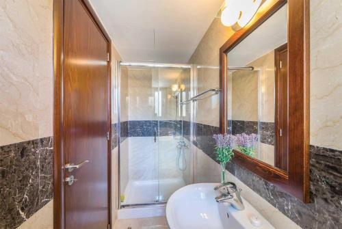 Harmonia Beach Villa