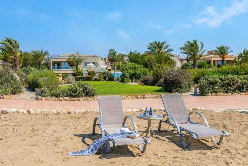 Harmonia Beach Villa
