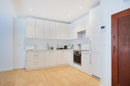 B&B Suites 124