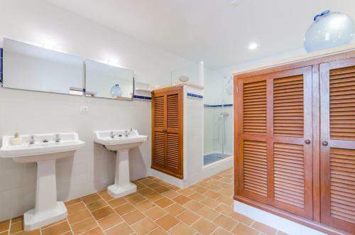 Villa Yourhouse Toni de Sa Bogura