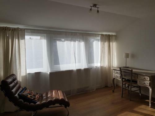 Hostal Maison Des Fleurs