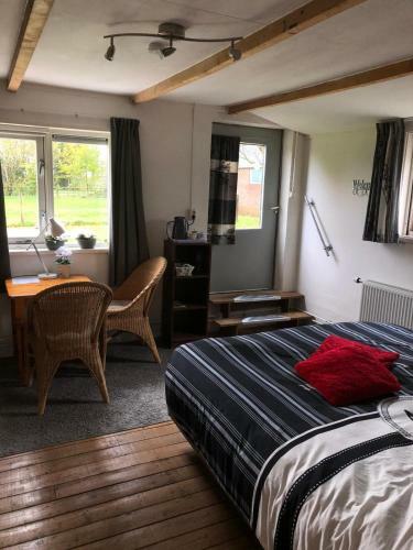 B&B Warnstee