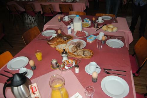 B&B Warnstee