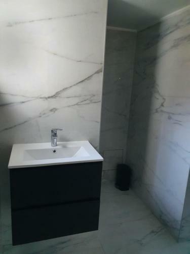 Hostal B96 Suites