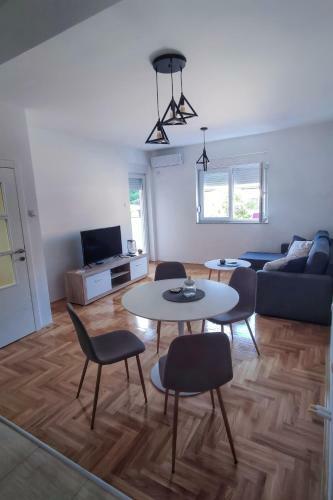 Apartman Vukovi?