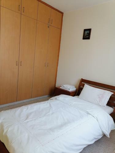 St Nikolas 1bdm Apartment, Free Wi-fi & Parking