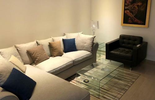 Kennedy Deluxe Suites