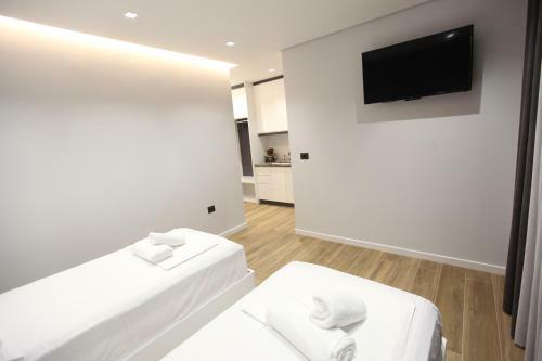 Neli Apartments