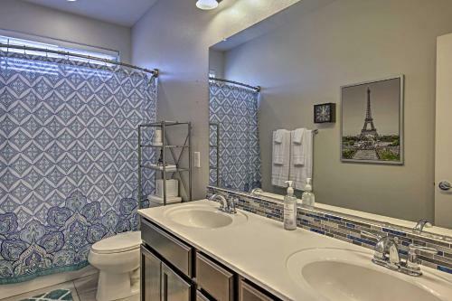 Contemporary Gilbert Home With Furnished Patio!
