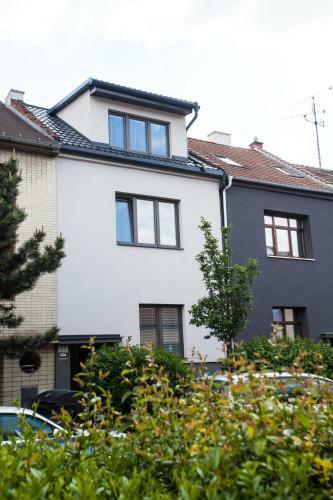 Haas Apartments