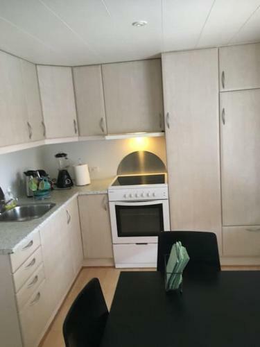 Cozy 2 Bed Room Apartment In Torshavn