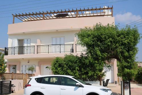 The Paradise Townhouses By Taimoura