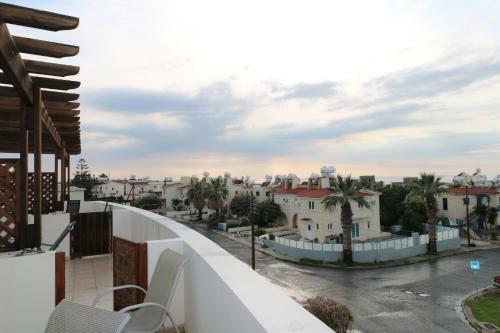 The Paradise Townhouses By Taimoura