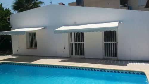 Pool And Garden Home