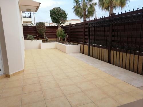 Universal Daphne 3 Bedroom Villa In Kato Paphos Paphos