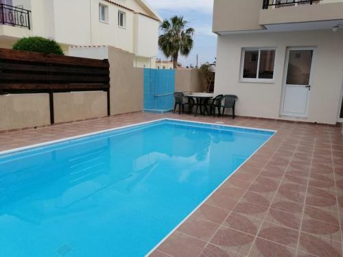 Universal Daphne 3 Bedroom Villa In Kato Paphos Paphos