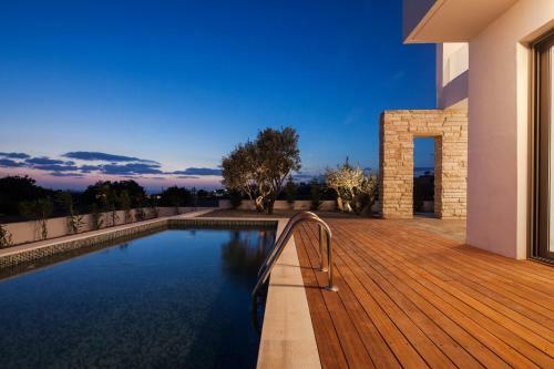 Lemon Grove Modern Villa