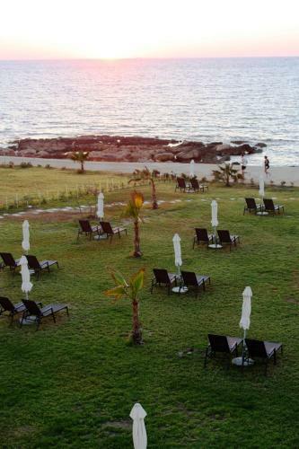Gold Lagoon Kosher Hotel