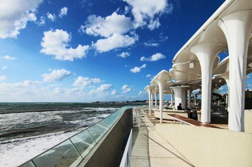 Apartamento Phaedrus Living: Seaside Luxury Flat Limnaria 153