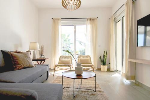 Apartamento Phaedrus Living: Seaside Luxury Flat Limnaria 153