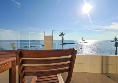 Apartamento Phaedrus Living: Seaview Luxury Flat Paphinia 204