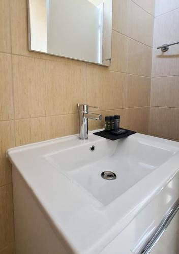 Apartamento Phaedrus Living: Seaview Luxury Flat Paphinia 204