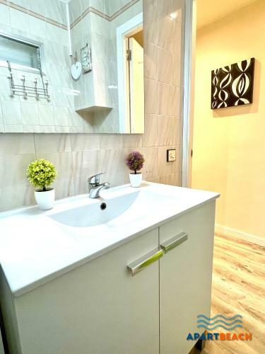 Apartbeach Sayonara 125 Climatizado Y Piscina