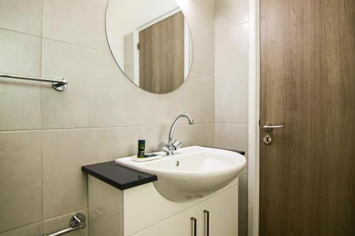 Apartamento Phaedrus Living: Seaside Luxury Flat Athina 115