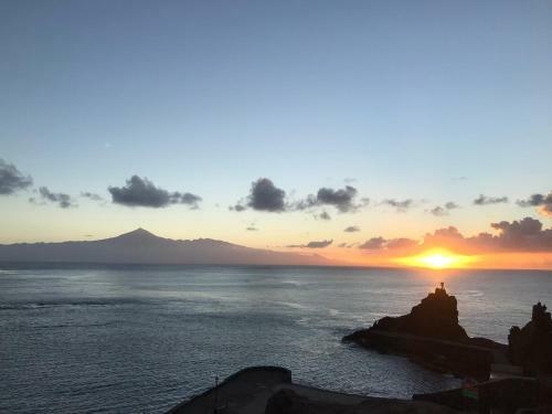 Apartamento Vista Al Mar Y Monta�a 2