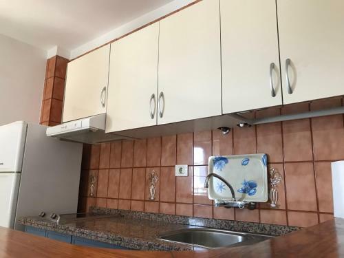 Apartamento Vista Al Mar Y Monta�a