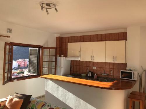Apartamento Vista Al Mar Y Monta�a