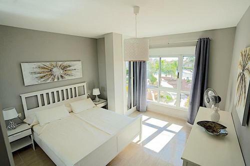 Apartamento Edificio Ca�adas