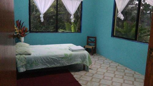 Hotel Santuario de Dios Estacionamiento Gratis