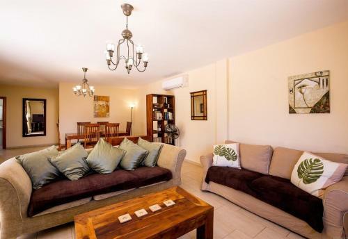 Villa Jacaranda