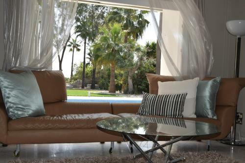 Deluxe First Line Villa