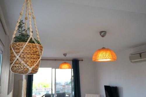 Top Seaview Apartment In Peyia