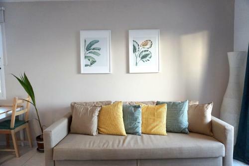 Top Seaview Apartment In Peyia